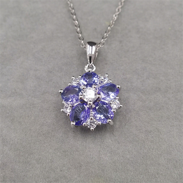 ZECAA Silver Pendant With Natural Tanzanite Stone